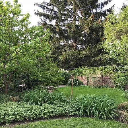 Traumhafte Etagenwohnung in Günderzeitvilla Dresden Exterior foto