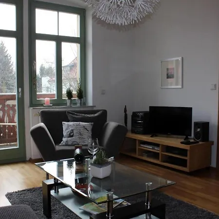 Traumhafte Etagenwohnung in Günderzeitvilla Dresden Exterior foto